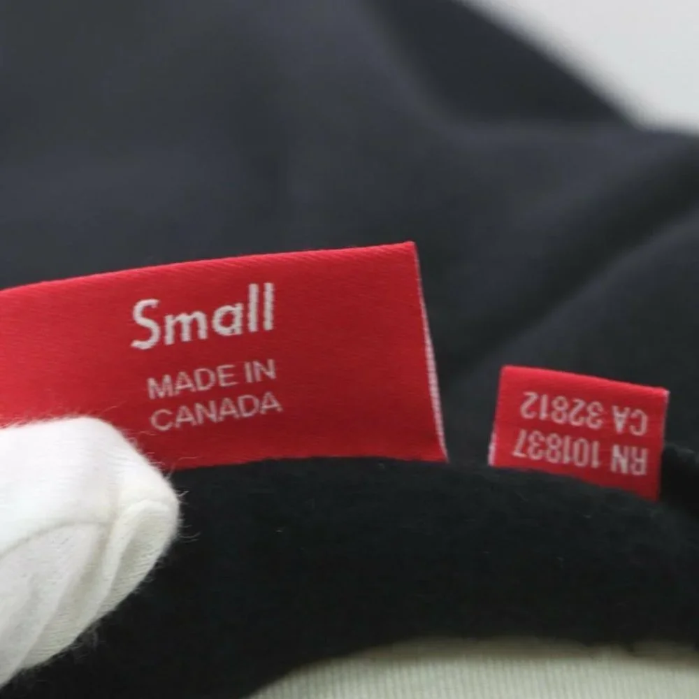 Supreme 16AW Black Brush Script Crewneck 861452